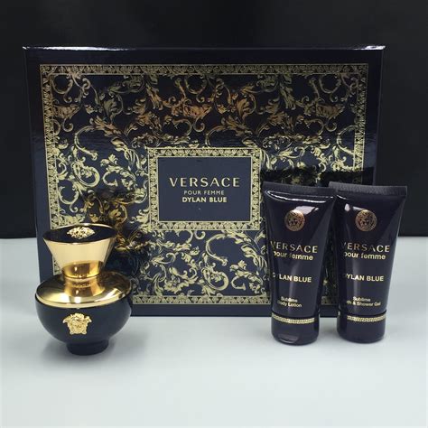 versace femme dylan blue gift set|Versace Dylan Blue box.